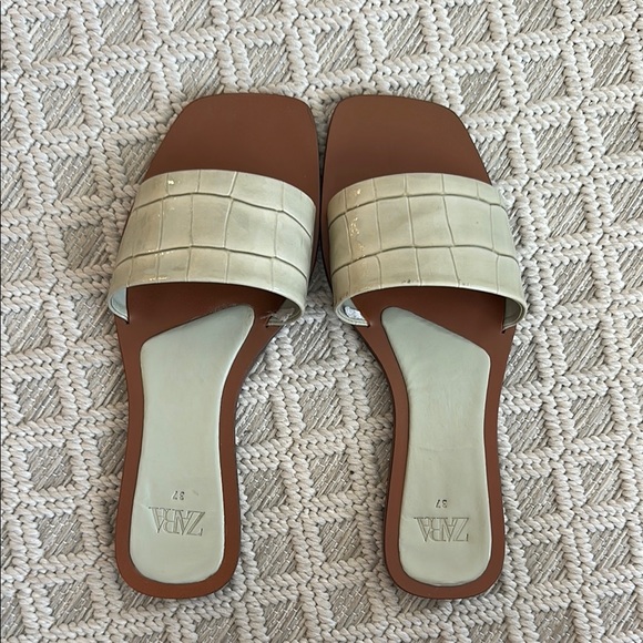 Zara Women's Cream Slide Sandals - Picture 1 of 5
